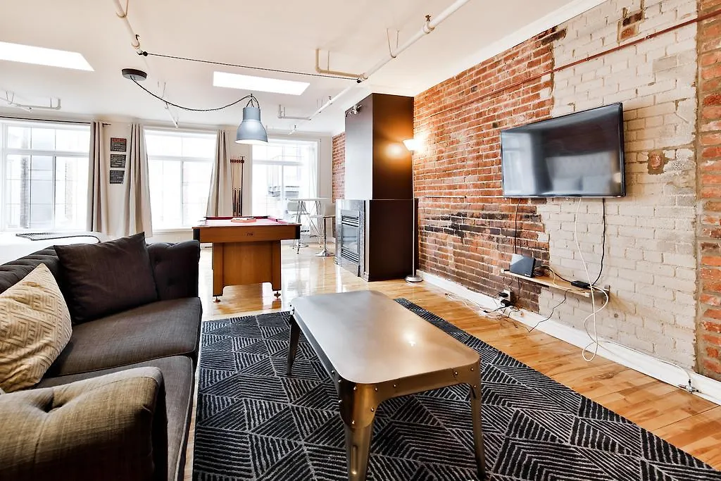 Les Suites Notre-Dame Montréal 0*,  Canadá