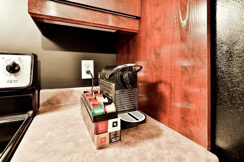 Les Suites Notre-Dame Montreal 0*,